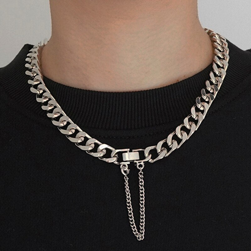 Real Retro World - Chain Clasp Curb Chain